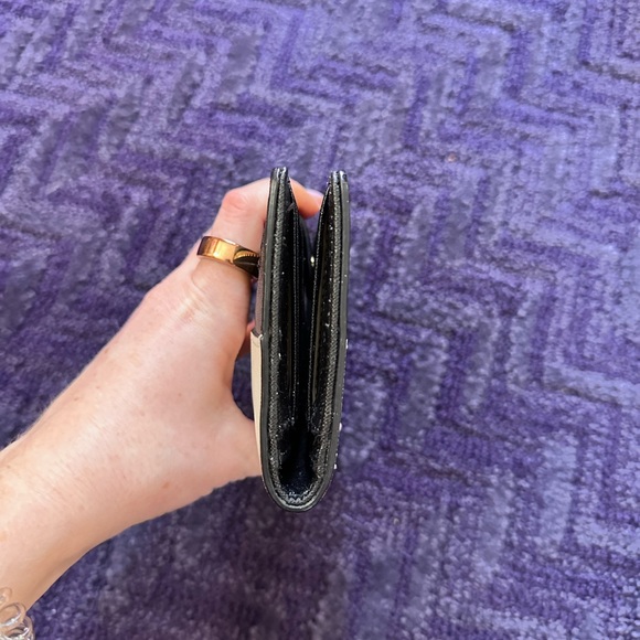 Kate Spade Slim Bifold Wallet Black White - Picture 4 of 7